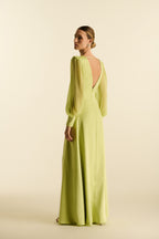 Vestido Longo com Mangas em Chiffon