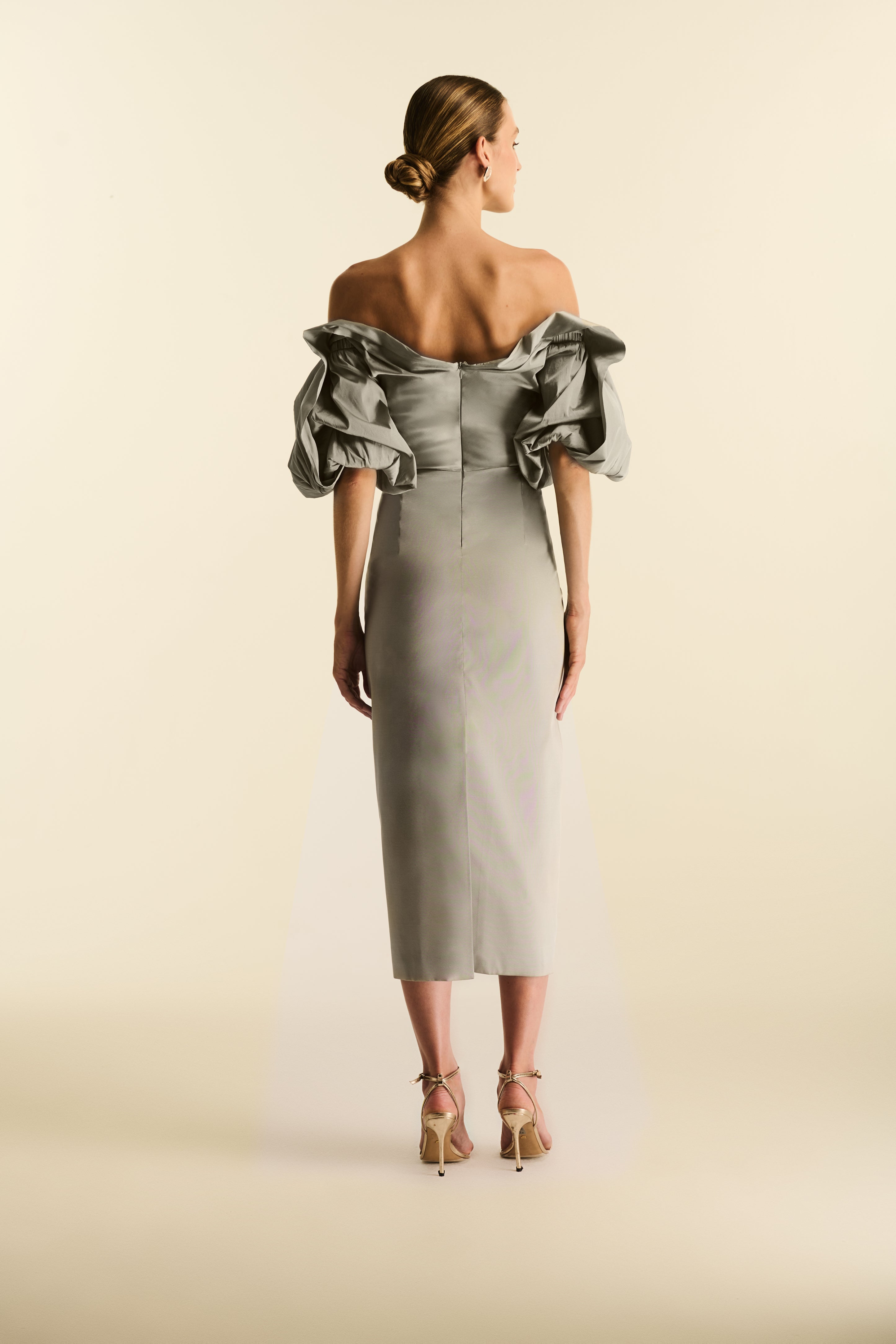 Vestido Midi Manga Bufante