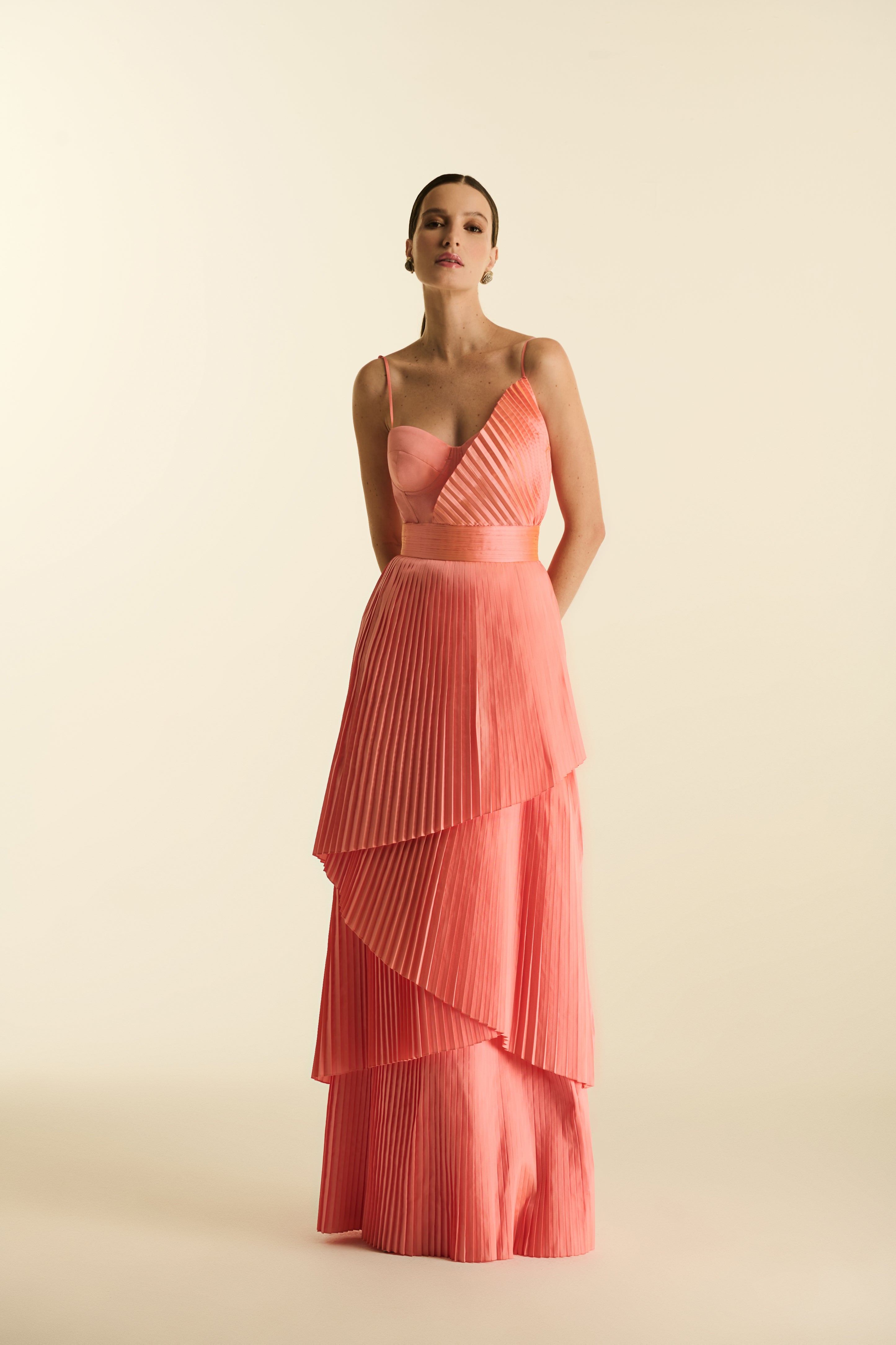 Vestido Longo Camadas Assimétricas