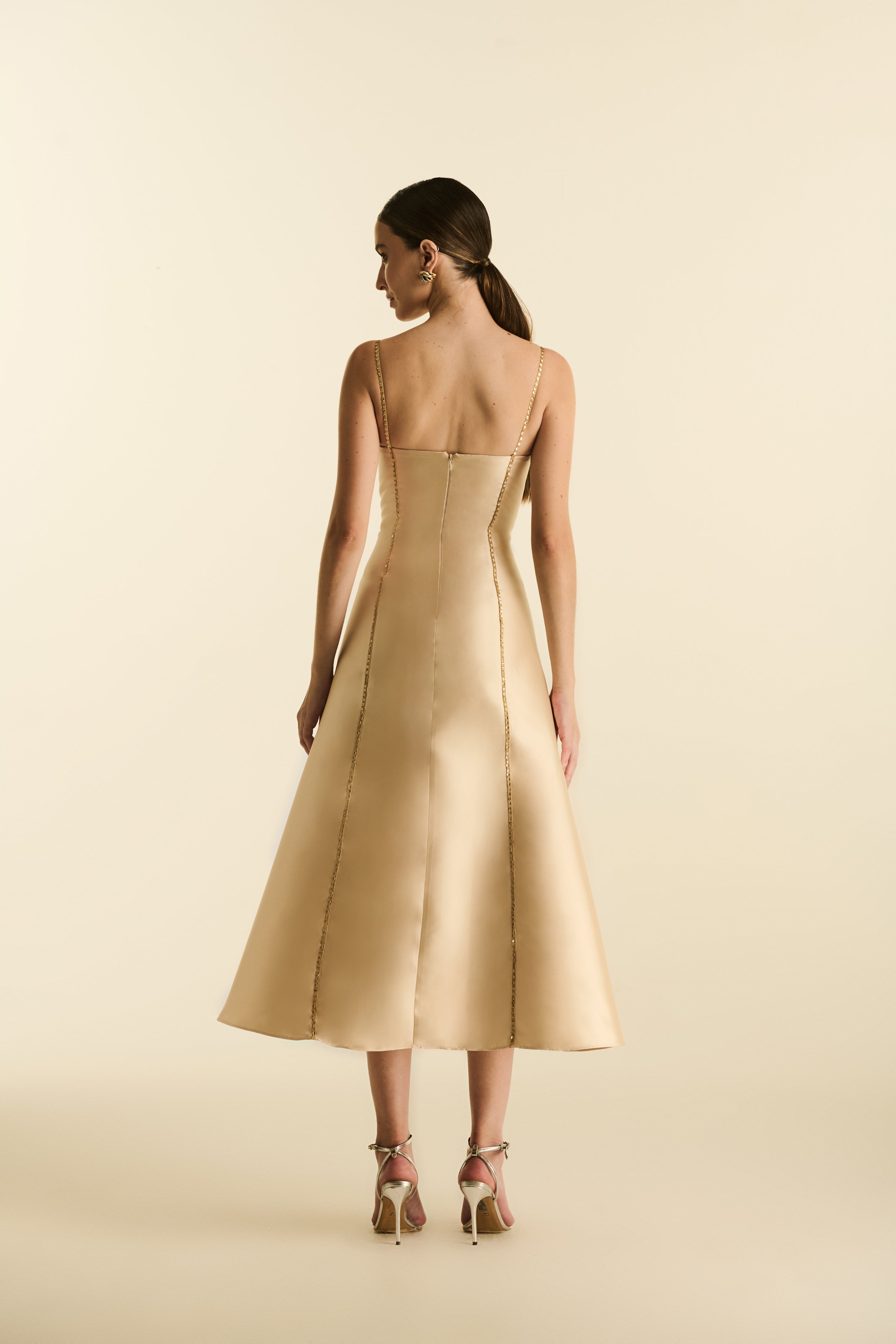 Vestido Mídi Estruturado