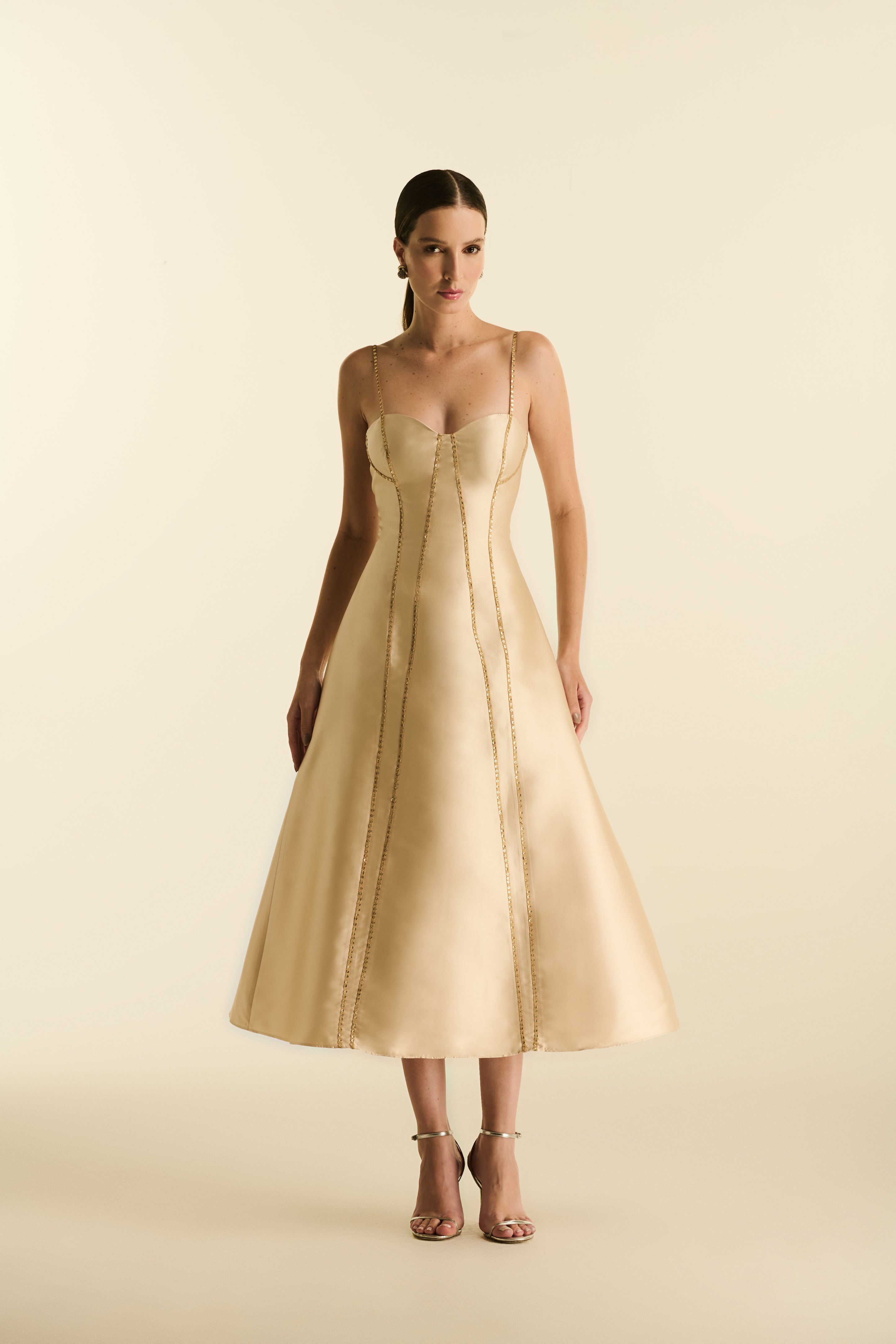 Vestido Mídi Estruturado