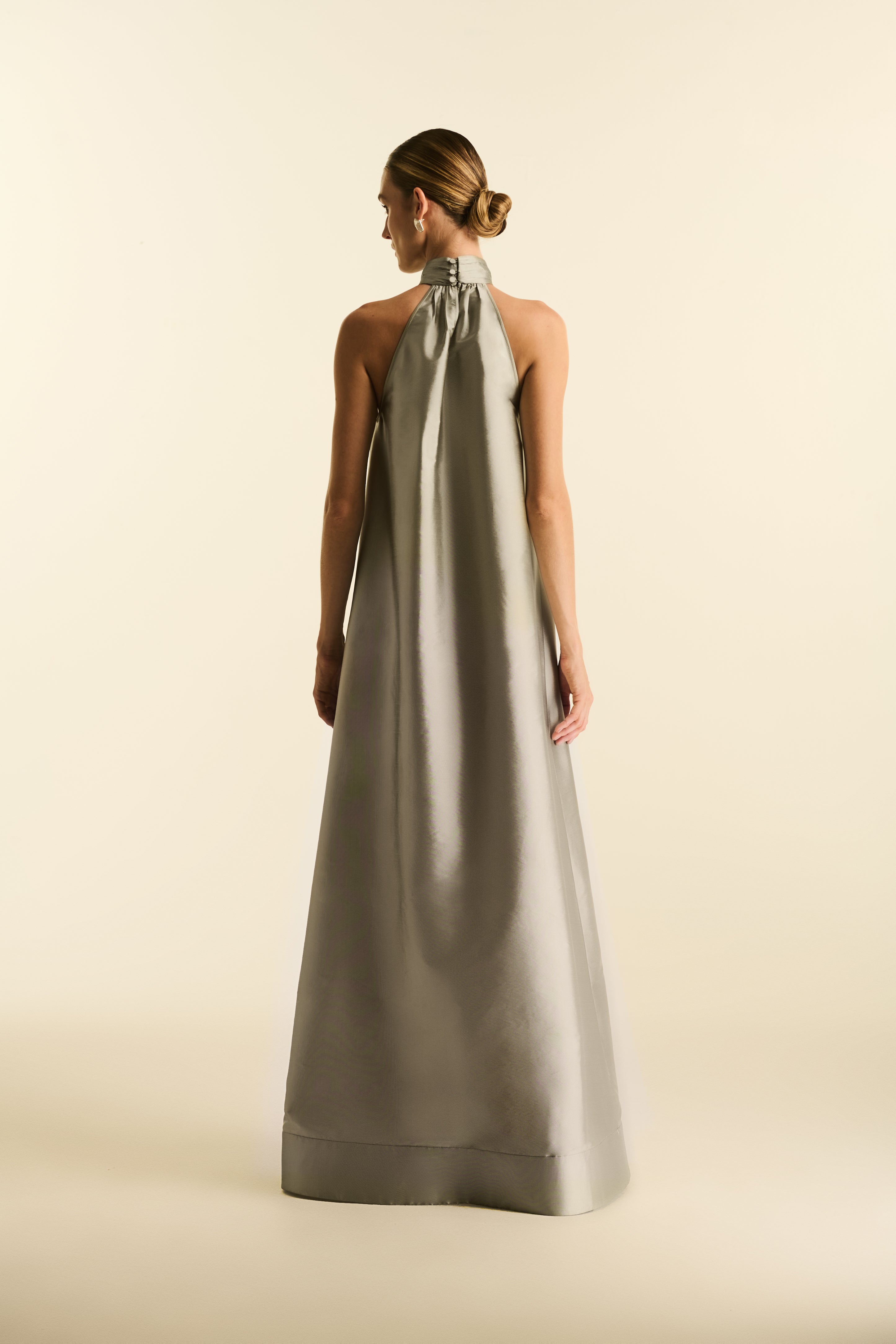 Vestido Longo Gola Alta