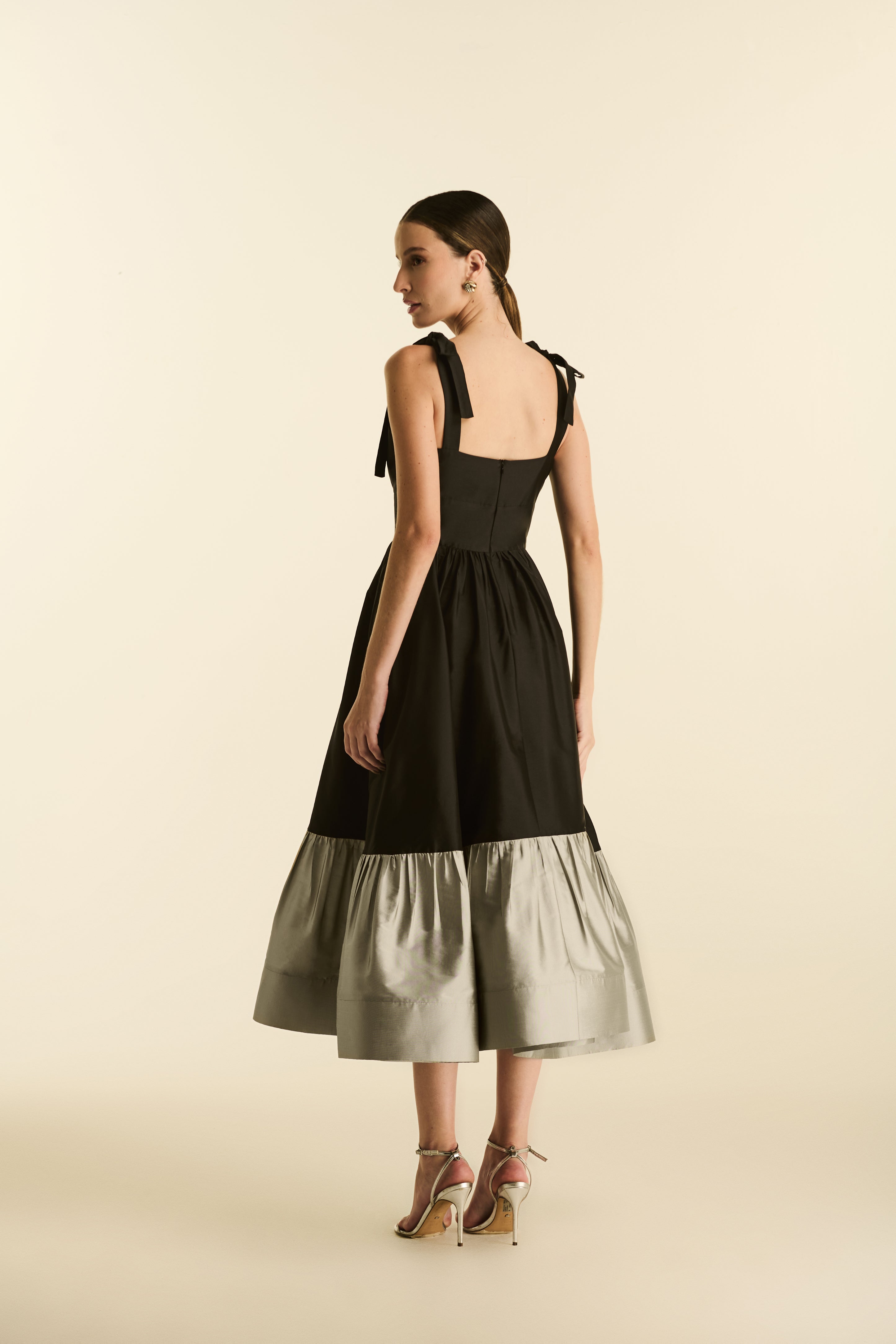 Vestido Midi Bicolor